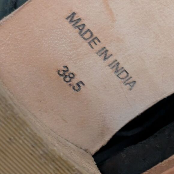 Free People black washed pointed toe double strap ankle bootie size 38.5 - Picture 2 of 10